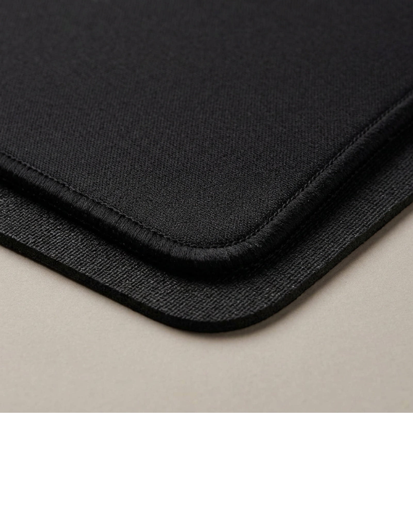 Cirae Stitched Cloth Mouse Pad 30 x 25 cm Black - Detail view